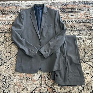 Gray Men’s Suit